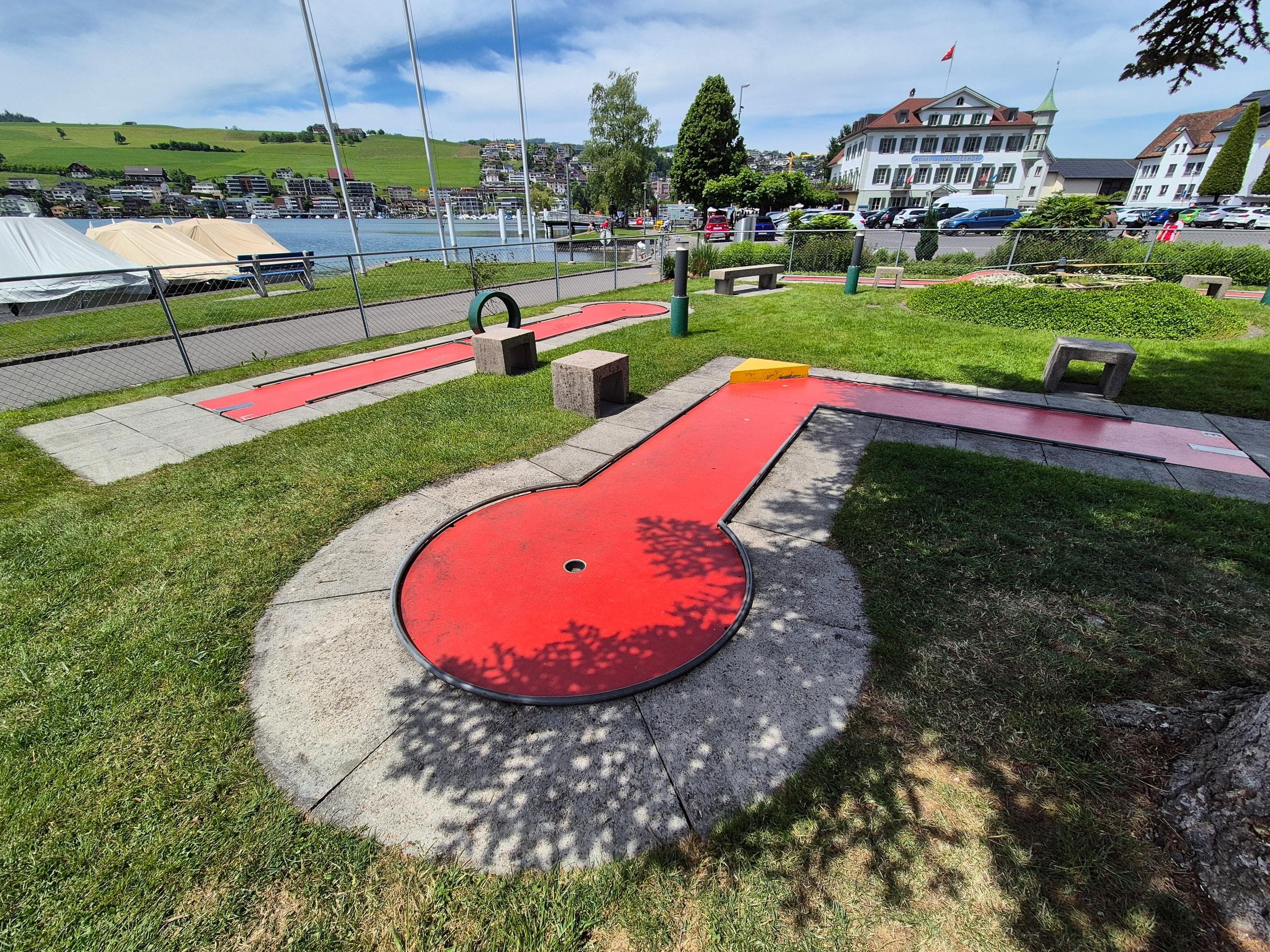 See Bistro, Minigolf und Bootvermietung