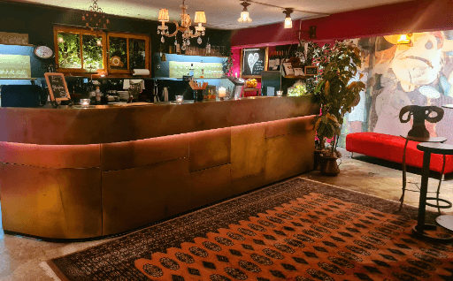 Theater Bar